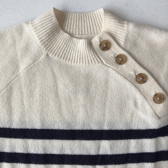 L.L. Bean Signature Wool Blend Sweater SMALL NEW - Picture 7 of 8